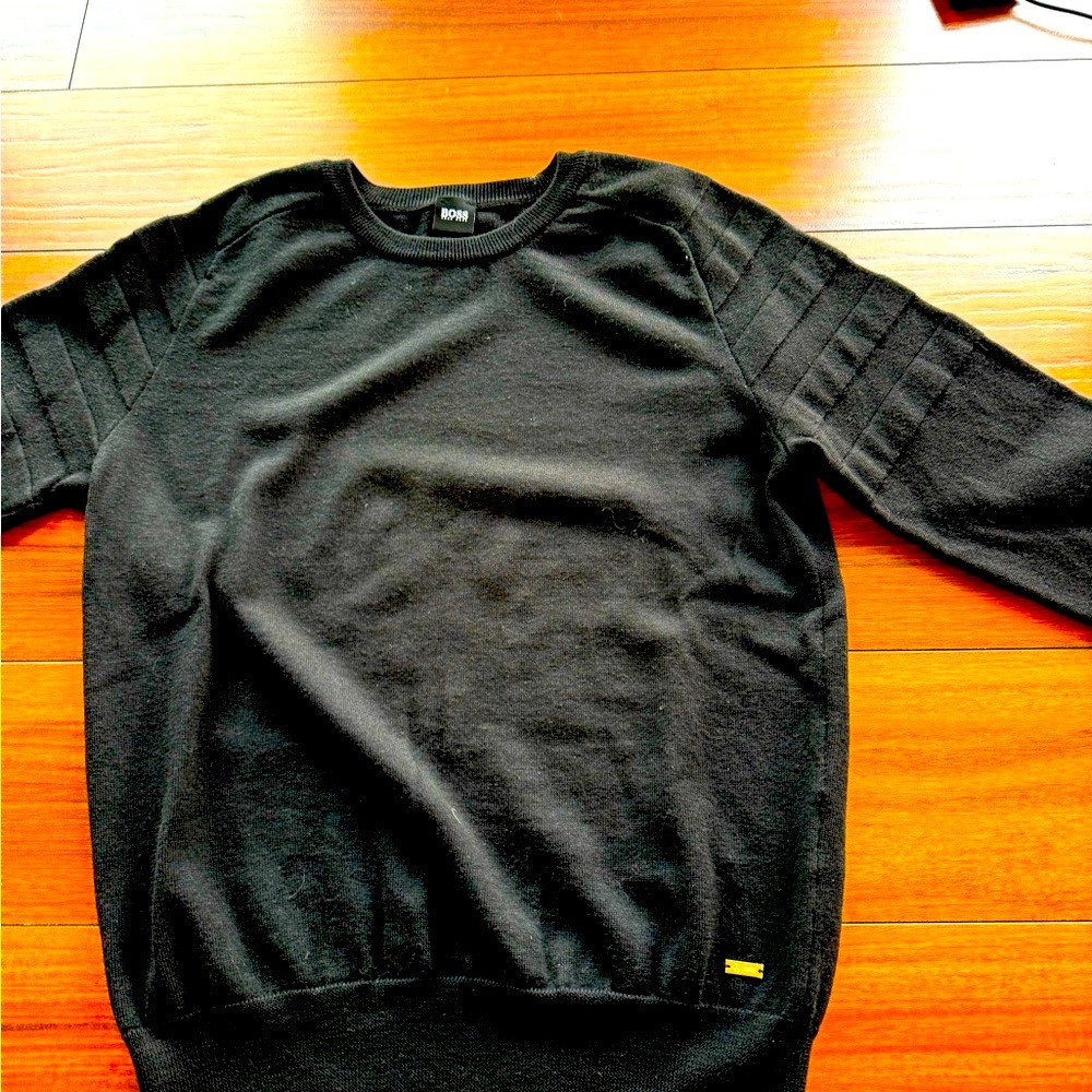 BOSS Men's Black Sweater MERCEDES AMG very unique XL (fits like a large)